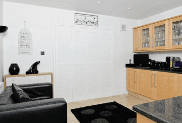 insulating-image full height solid shutters
