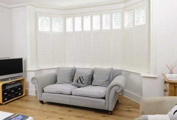 living-with-bay-window-shutters-that-help-control-your-privacy living-with-bay-window-shutters-that-help-control-your-privacy